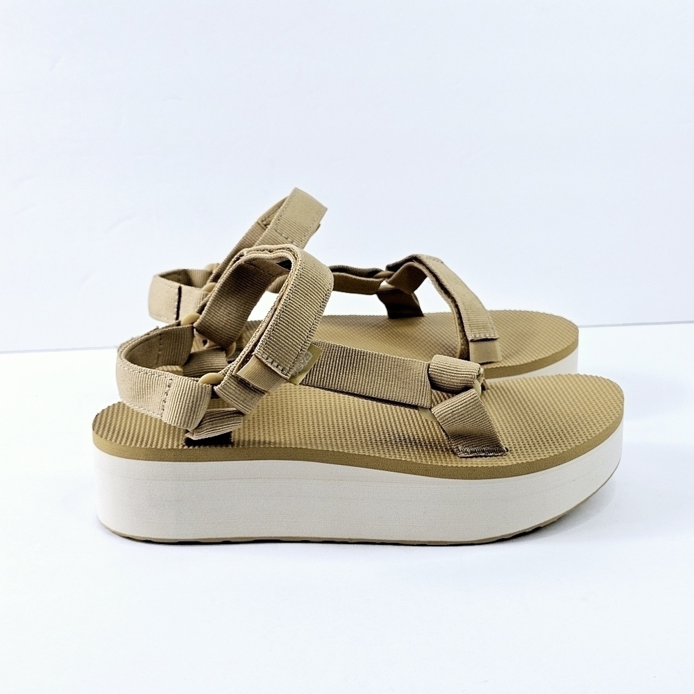 New! Teva Flatform Universal Platform Sandals in … - image 5